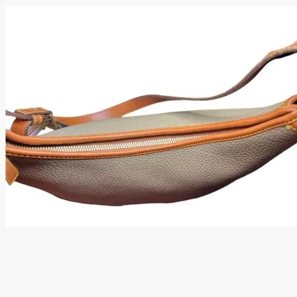 Dooney & Bourke Hobo Shoulder Bag Vintage Light/Med Taupe Pebbled Leather EUC - Picture 5 of 15